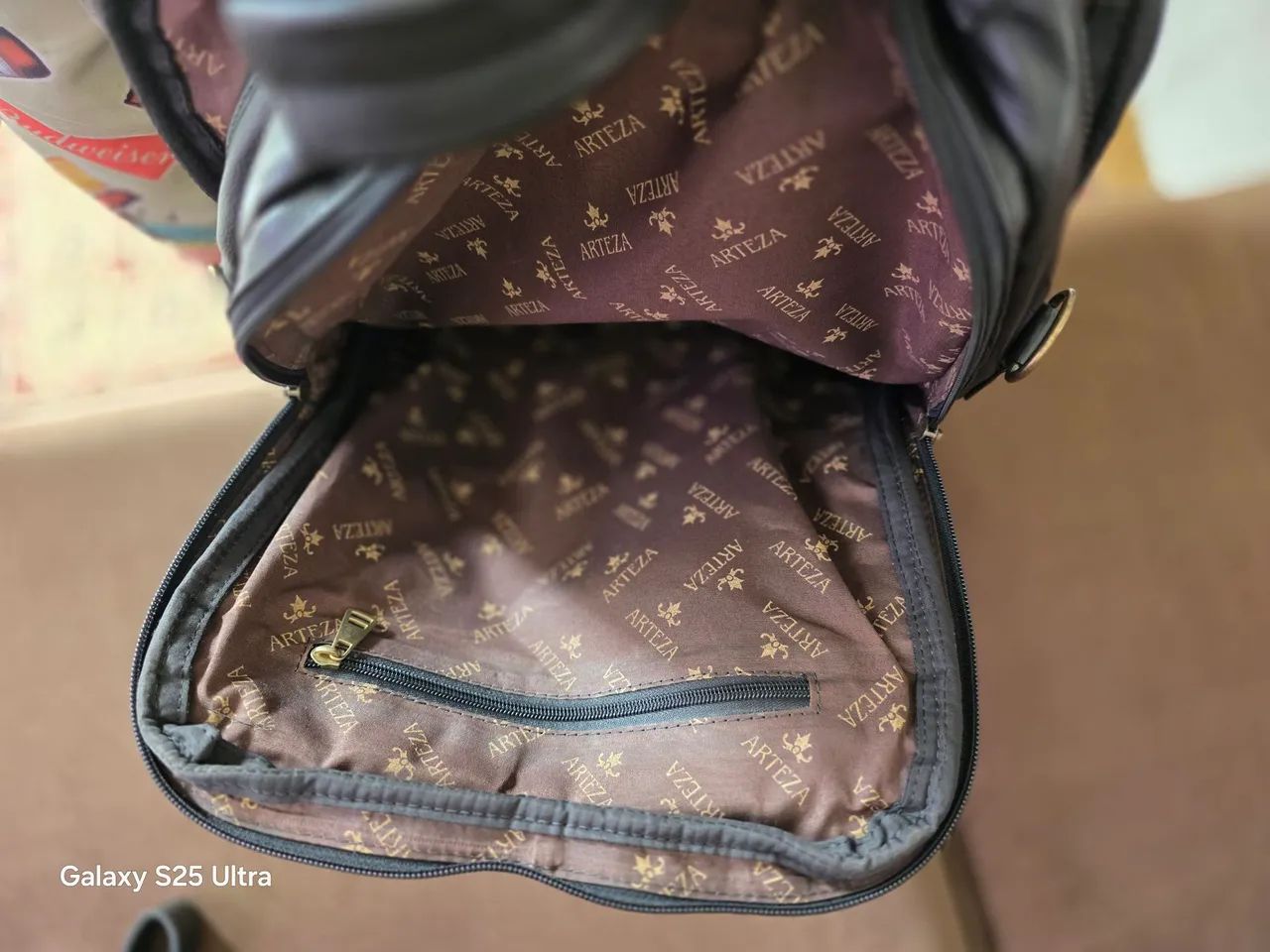 Mochila de Couro e tiracolo - Foto 5