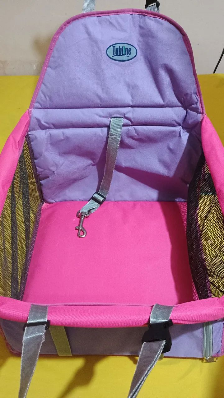 Cadeirinha Tubline para Pets de até 10 kg para ser usada em carros