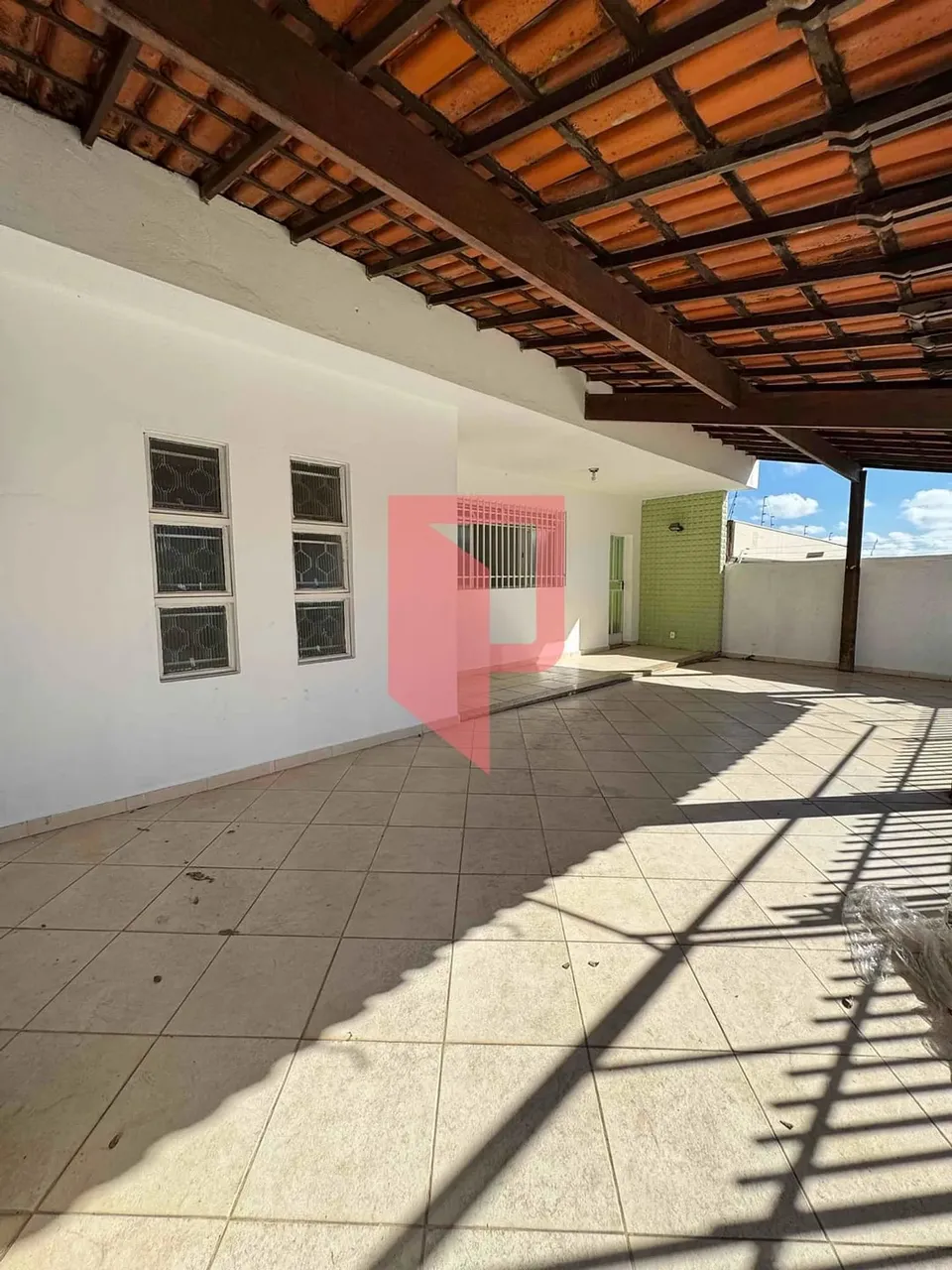 Casa para Locação no Caiçara 3 Quartos com Suíte, 2 Vagas e Excelente Localização | Belo