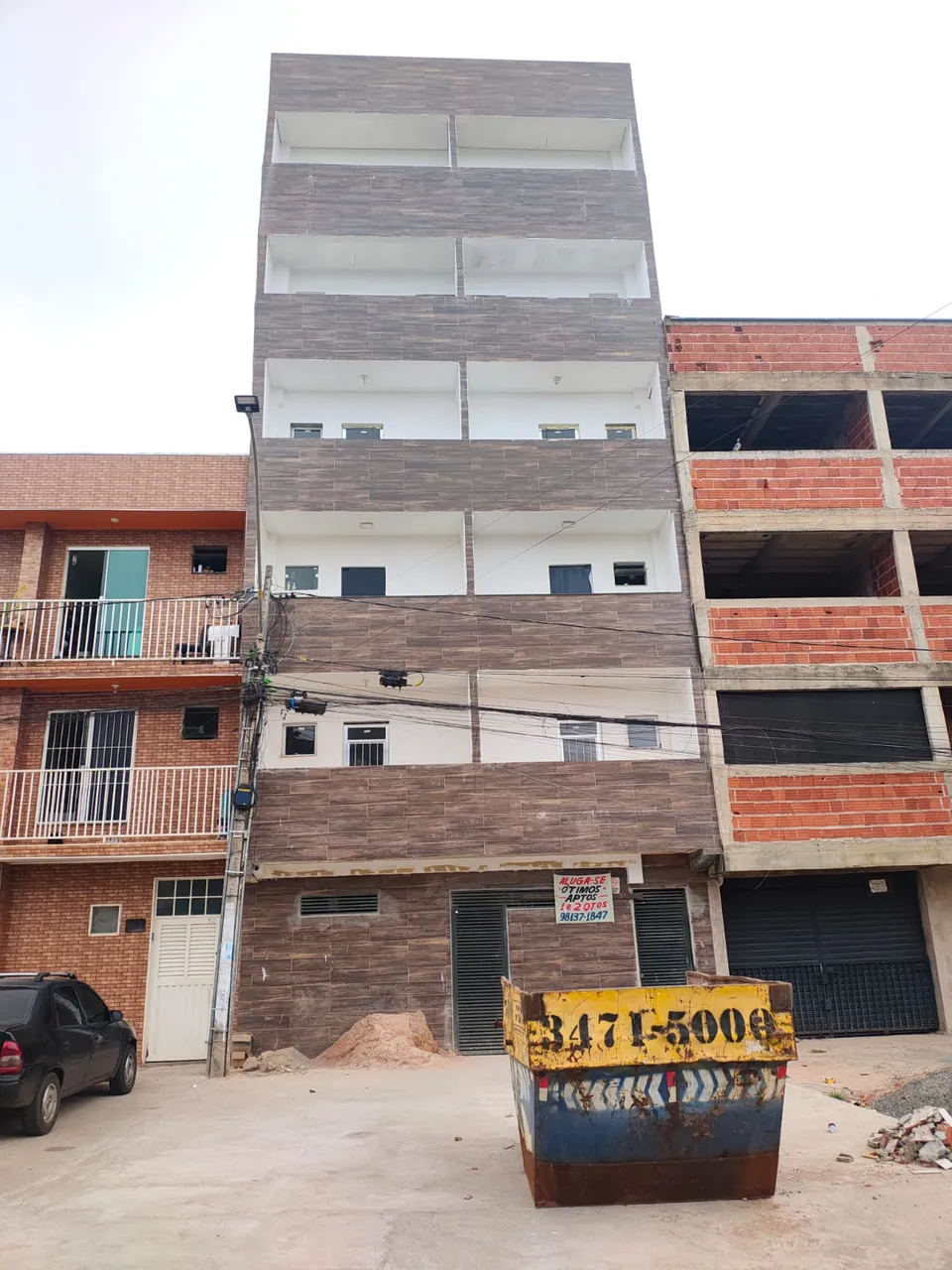 ARNIQUEIRA- R$699,00 - 1 Quarto (Fosso de ventilação)