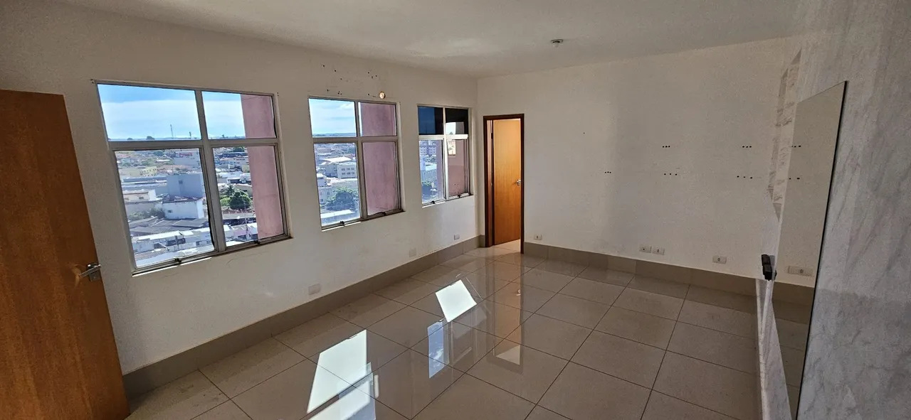 Sala comercial no edifício executivo