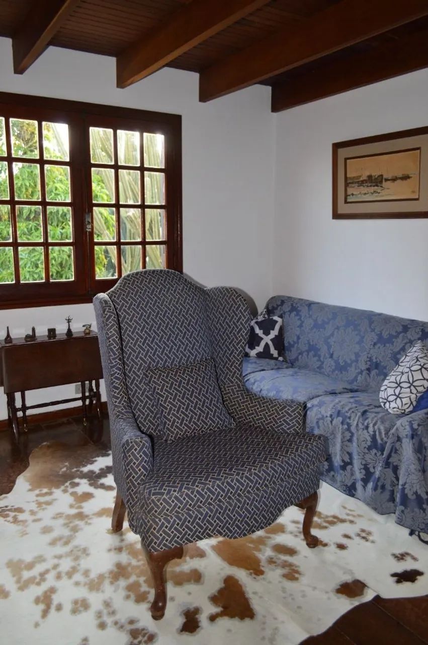 Poltrona Berger azul e branca - Foto 2