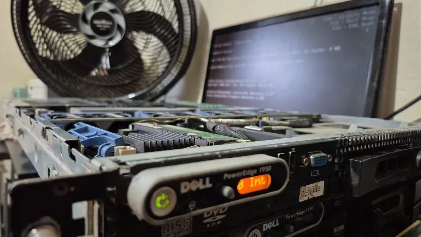 Servidor Dell Poweredge 1950 2 Proc Xeon 2GHz