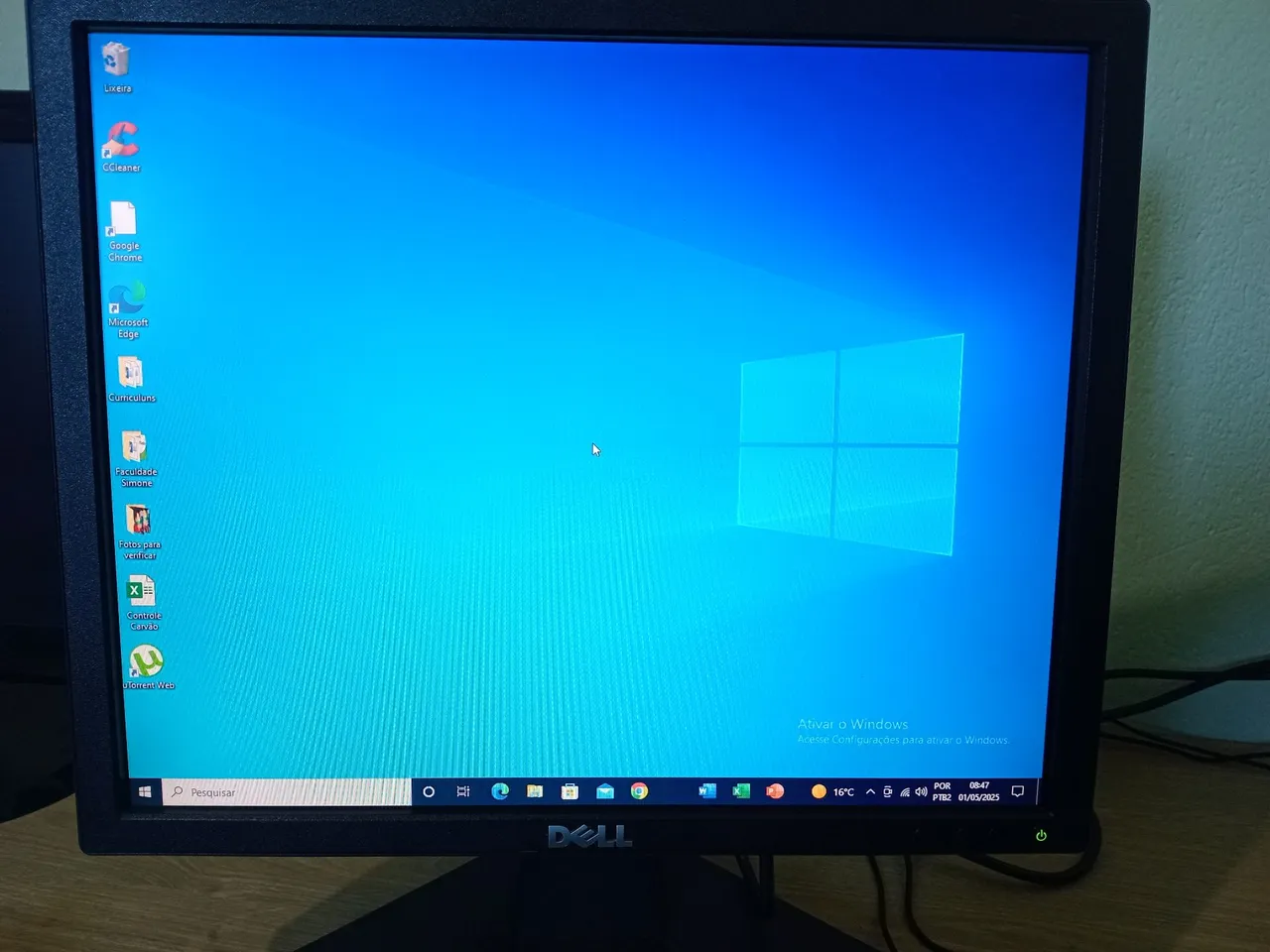 Monitor Dell usado em bom estado