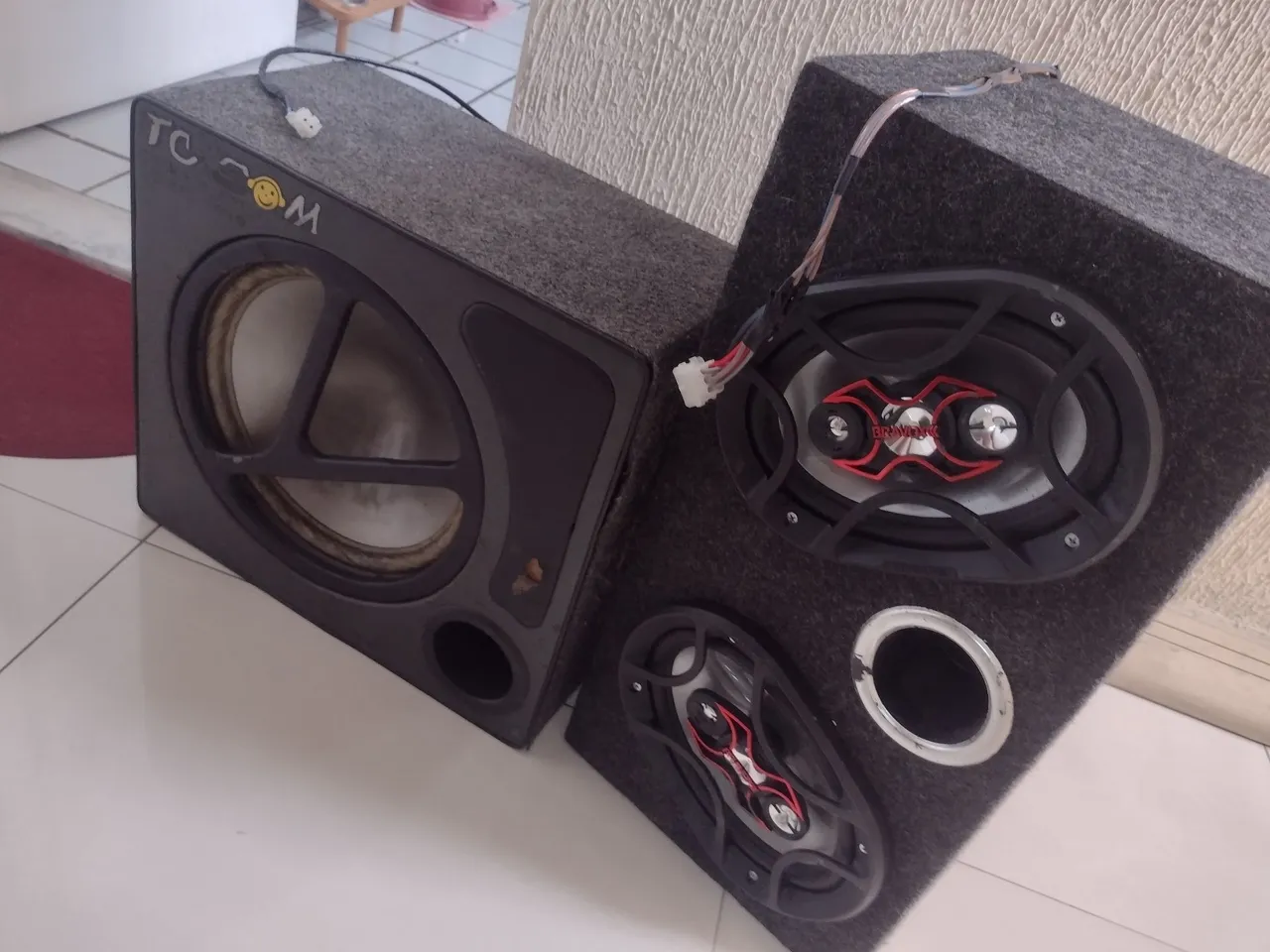 Caixas de Som Trio Bravox + Subwoofer 12 Polegadas
