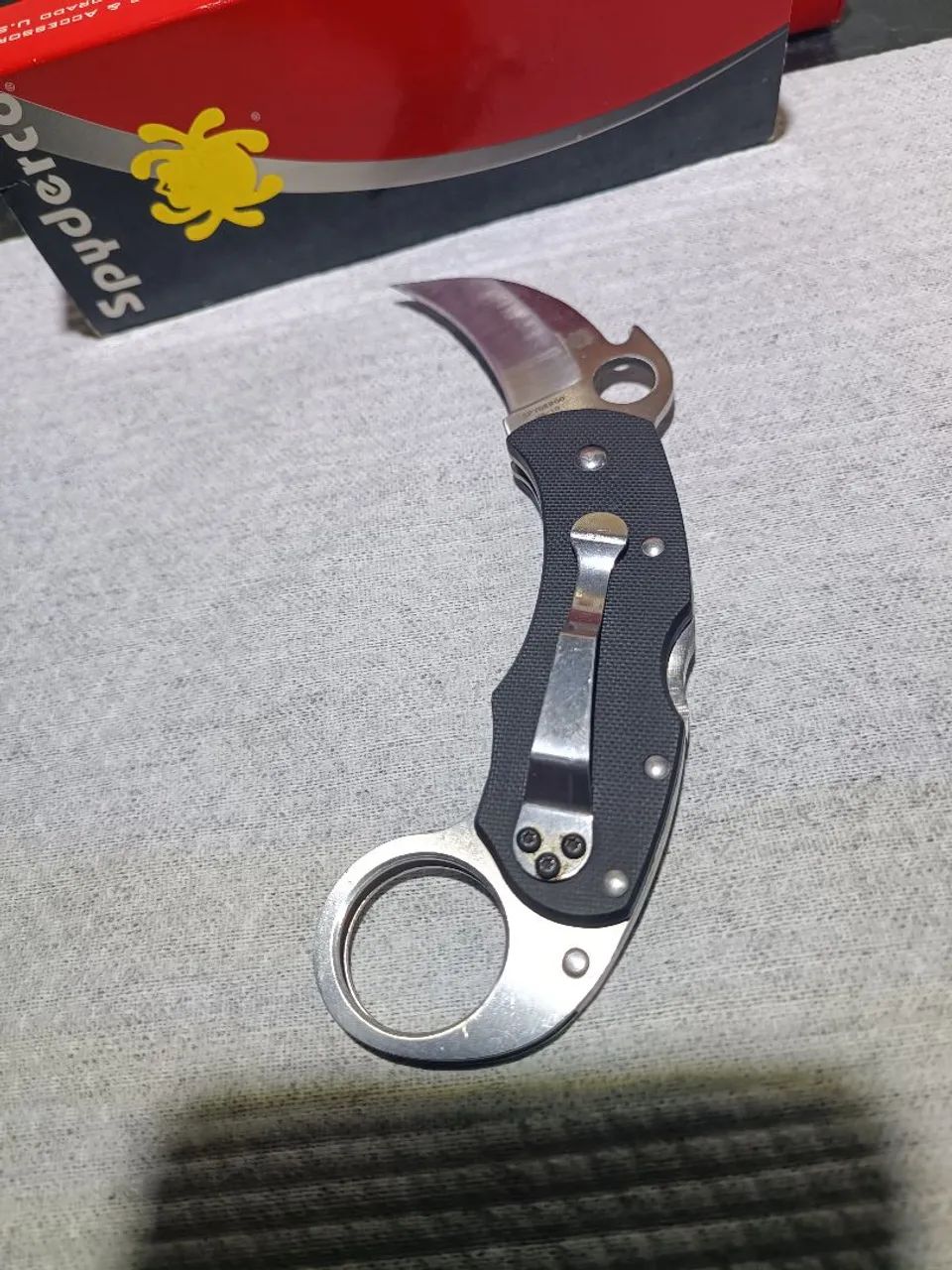 Canivete Spyderco Karahawk karambit. - Foto 5