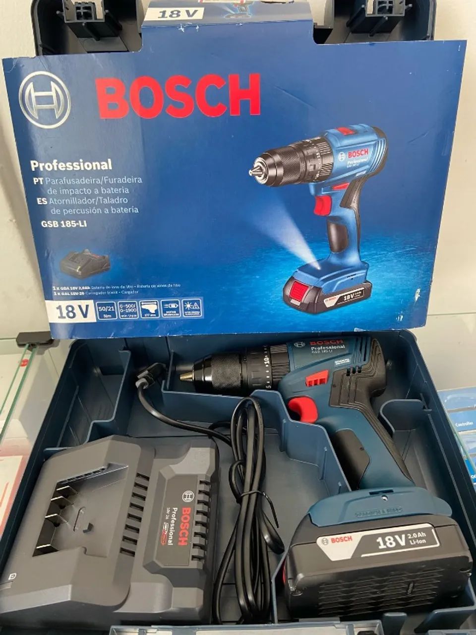 Parafusadeira 18v Bosch 18v Uma bateria - Foto 4