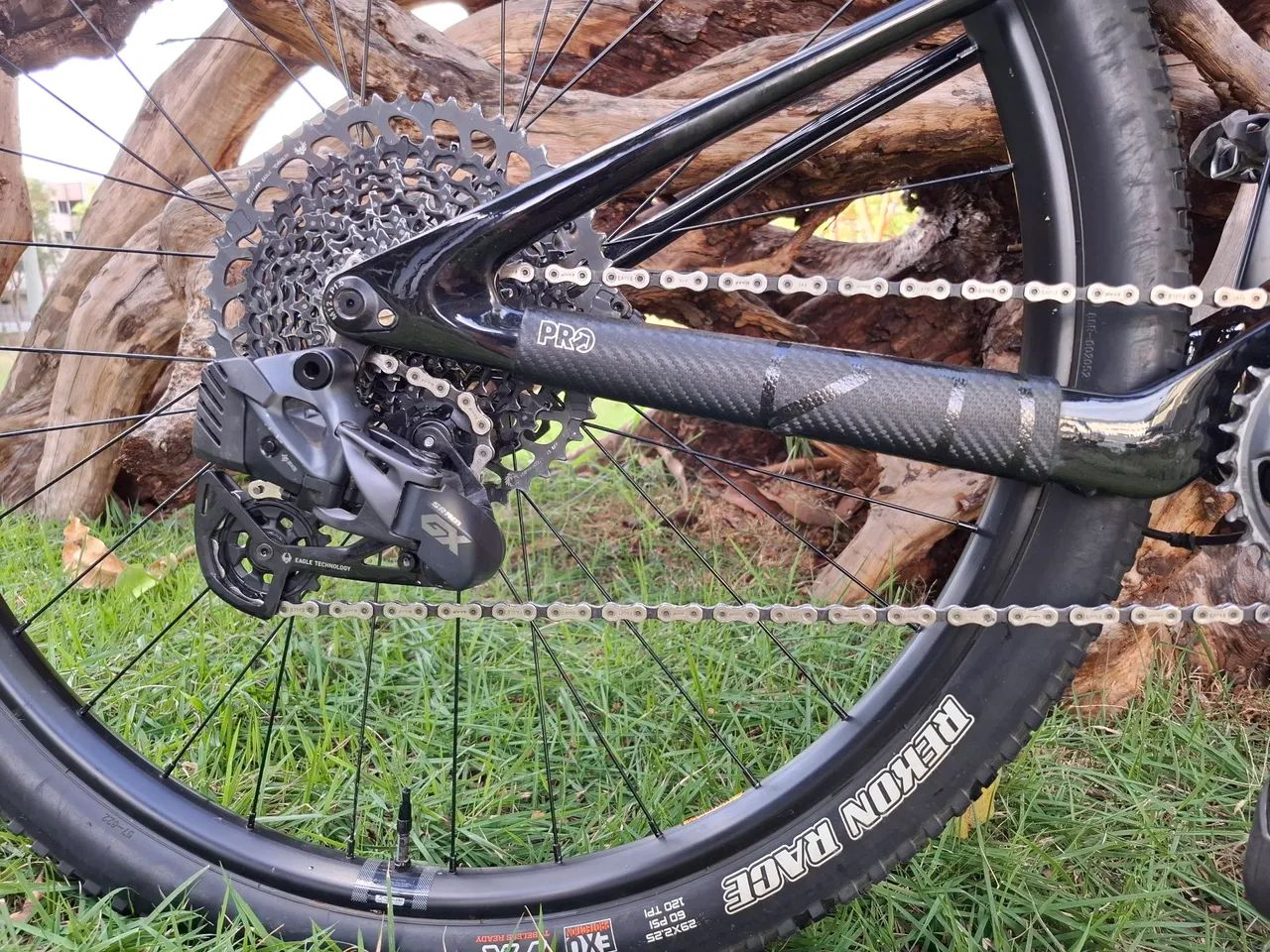 Bike Groove Slap 9 12v Full Carbon 29er 16(S) Grupo Sram Eagle AXS eletrônico - Foto 2