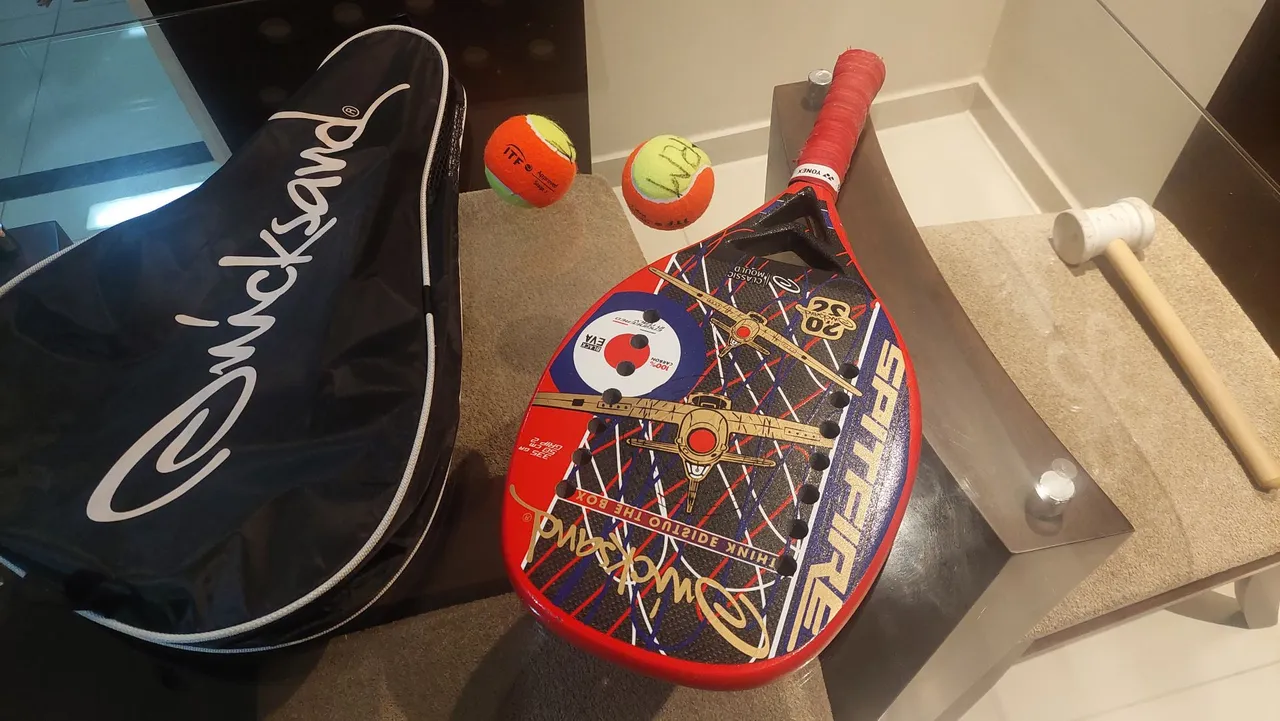 RAQUETE BEACH TENNIS SPIFIRE - SEMI-NOVA (Gratis 2 bolinhas Penalty)A