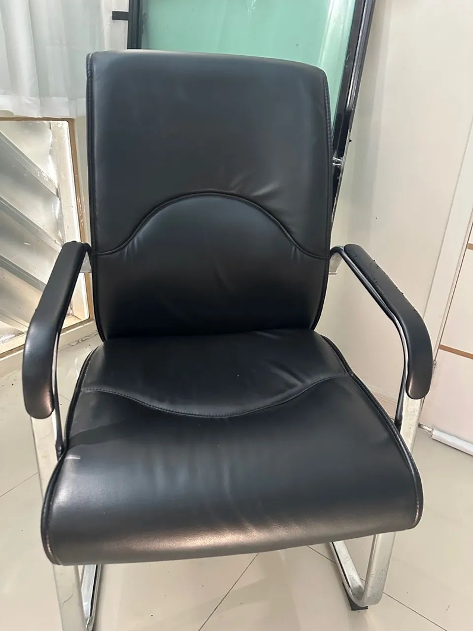 Cadeira de Escritório Executiva - Foto 2
