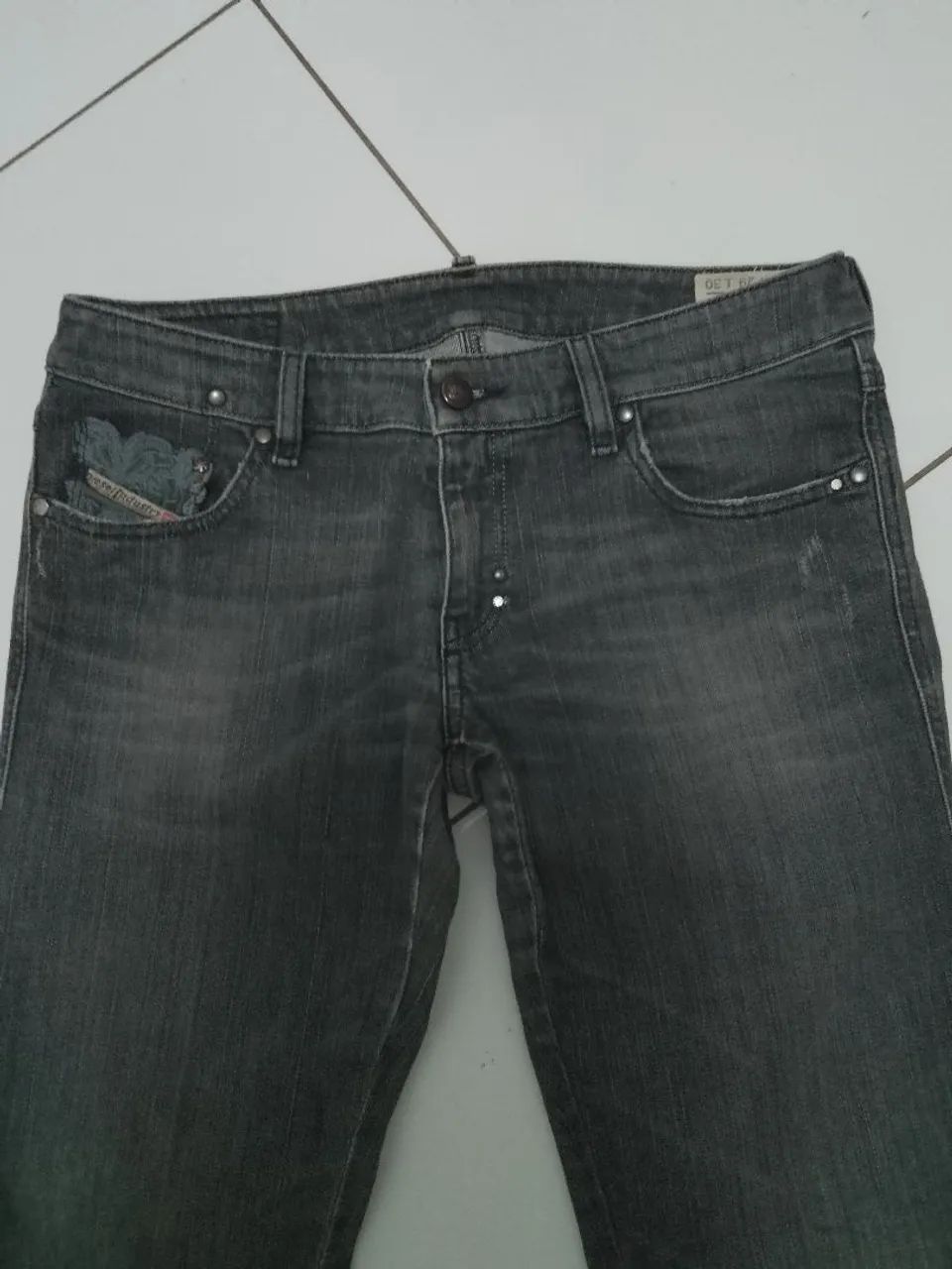 Calça Jeans Diesel modelo LHELA básica linda!!!