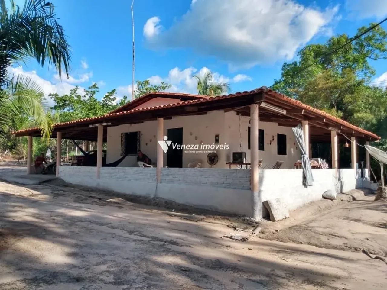Casa no interior de Caxias a venda