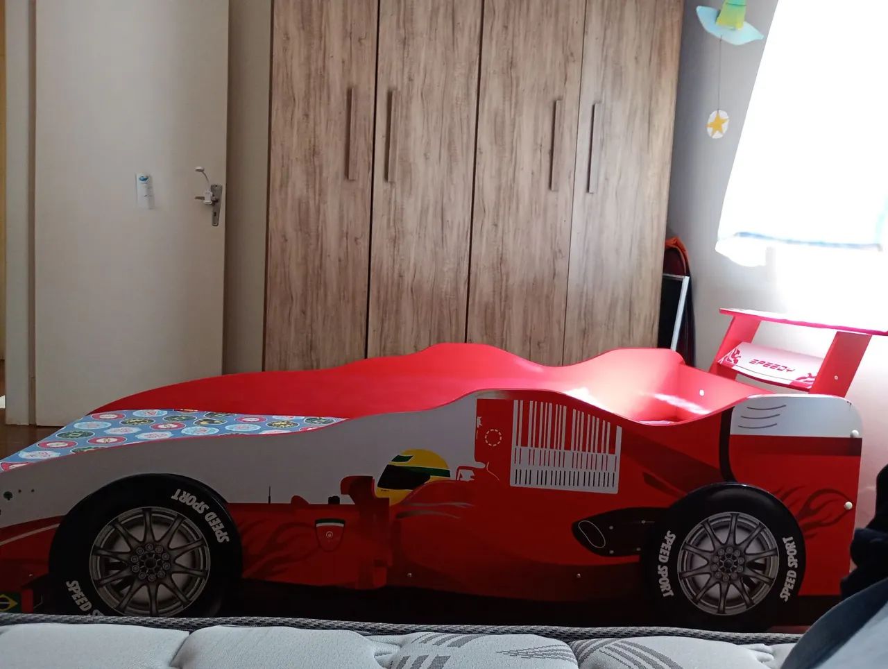 Cama tema Carro com colchão 