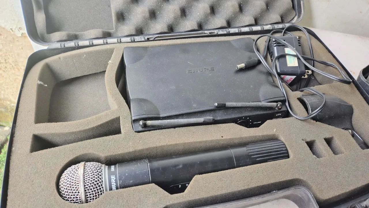 Microfone Shure sem fio UHF SM58 Beta - Foto 4