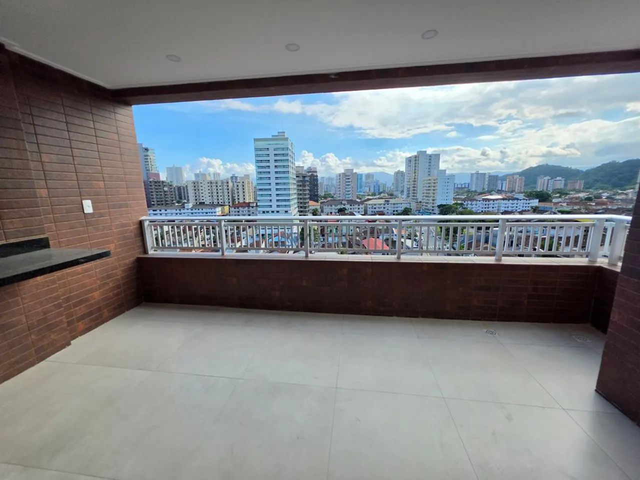 Apartamento à venda em Praia Grande no Canto do Forte com 2 dormitórios - Foto 2