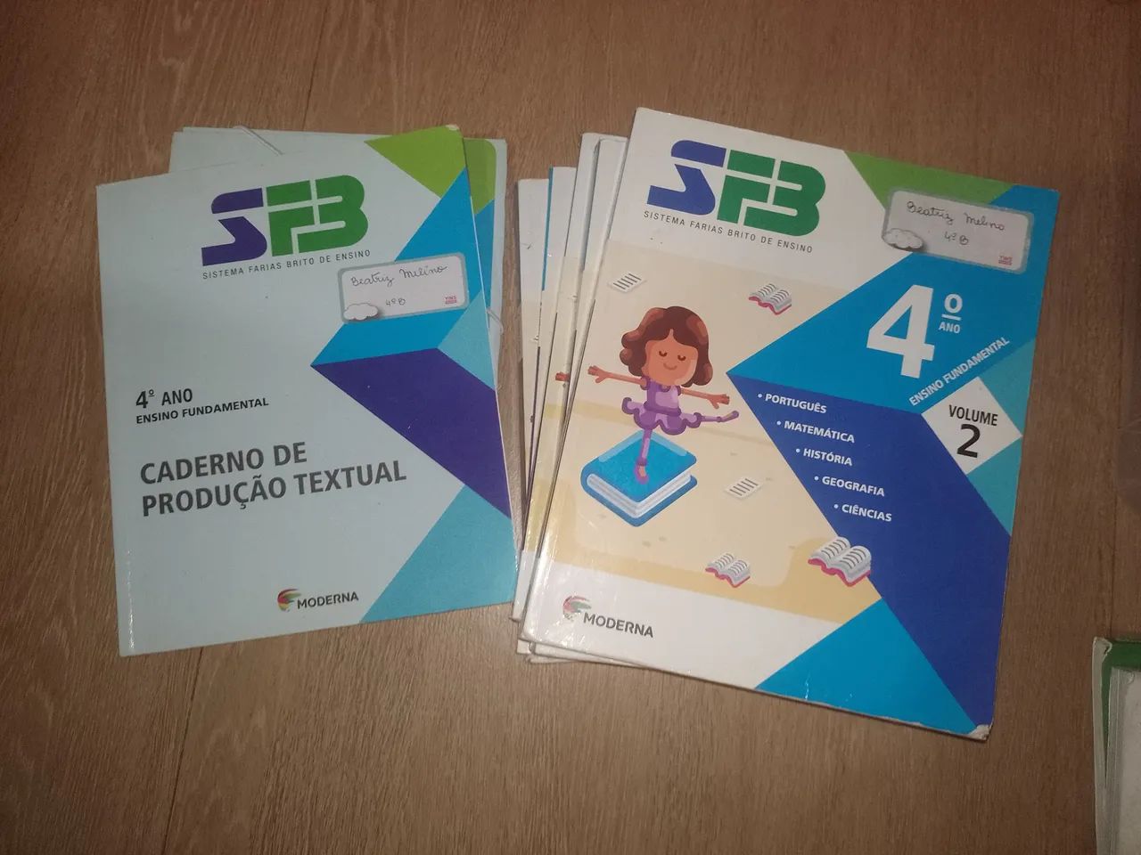 Livros didáticos 4? ano Sistema Faria Bruto SFB