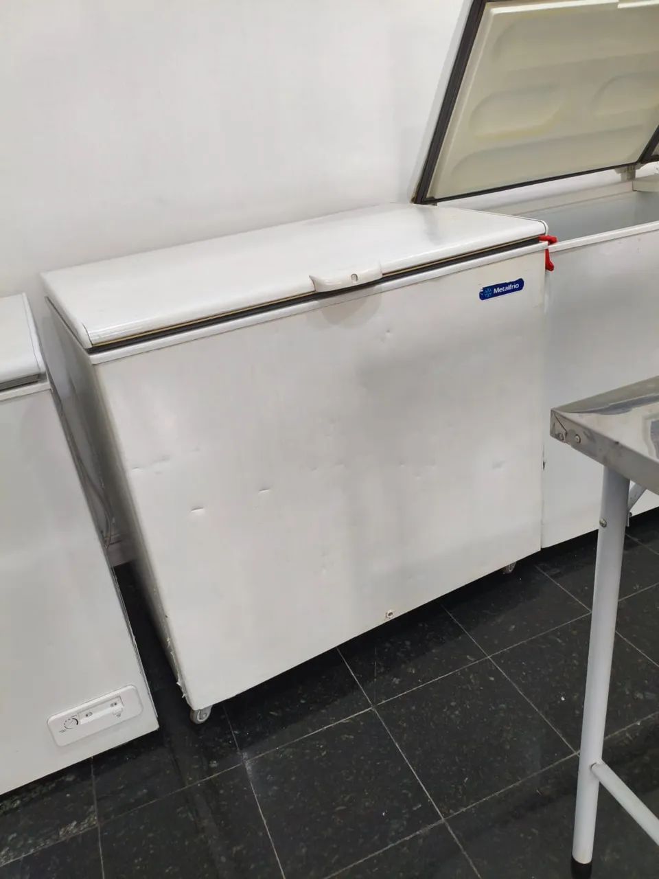 FREEZER HORIZONTAL METALFRIO - 220V - FUNCIONANDO