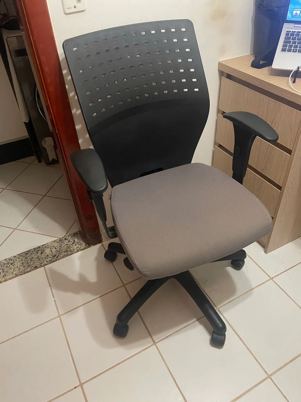 Cadeira Giratória FlexForm - Foto 2