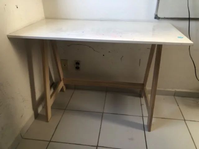 Escrivaninha TokeStok 
