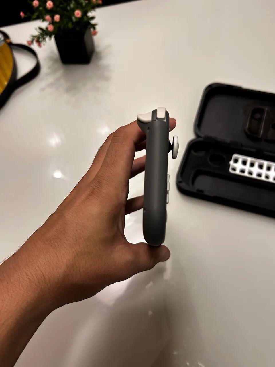 Nintendo Switch Lite + case e porta cartucho  - Foto 5
