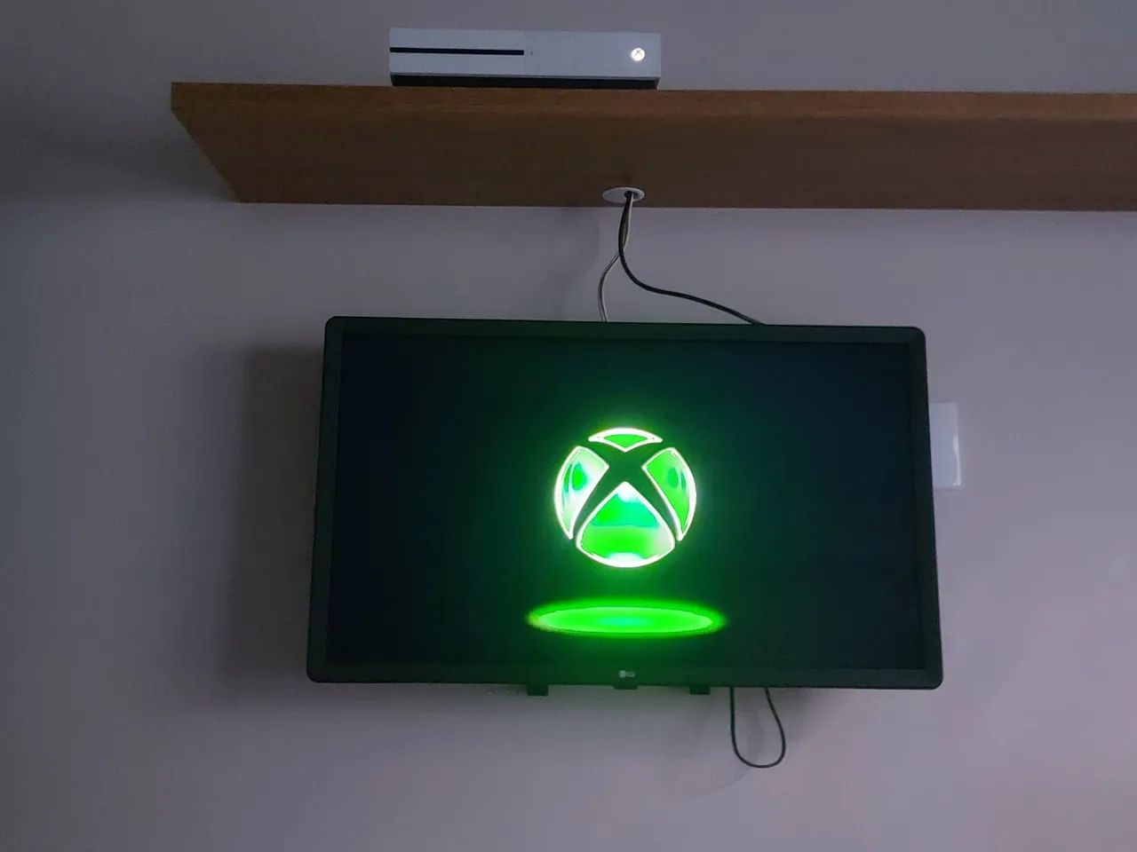 X-Box One S