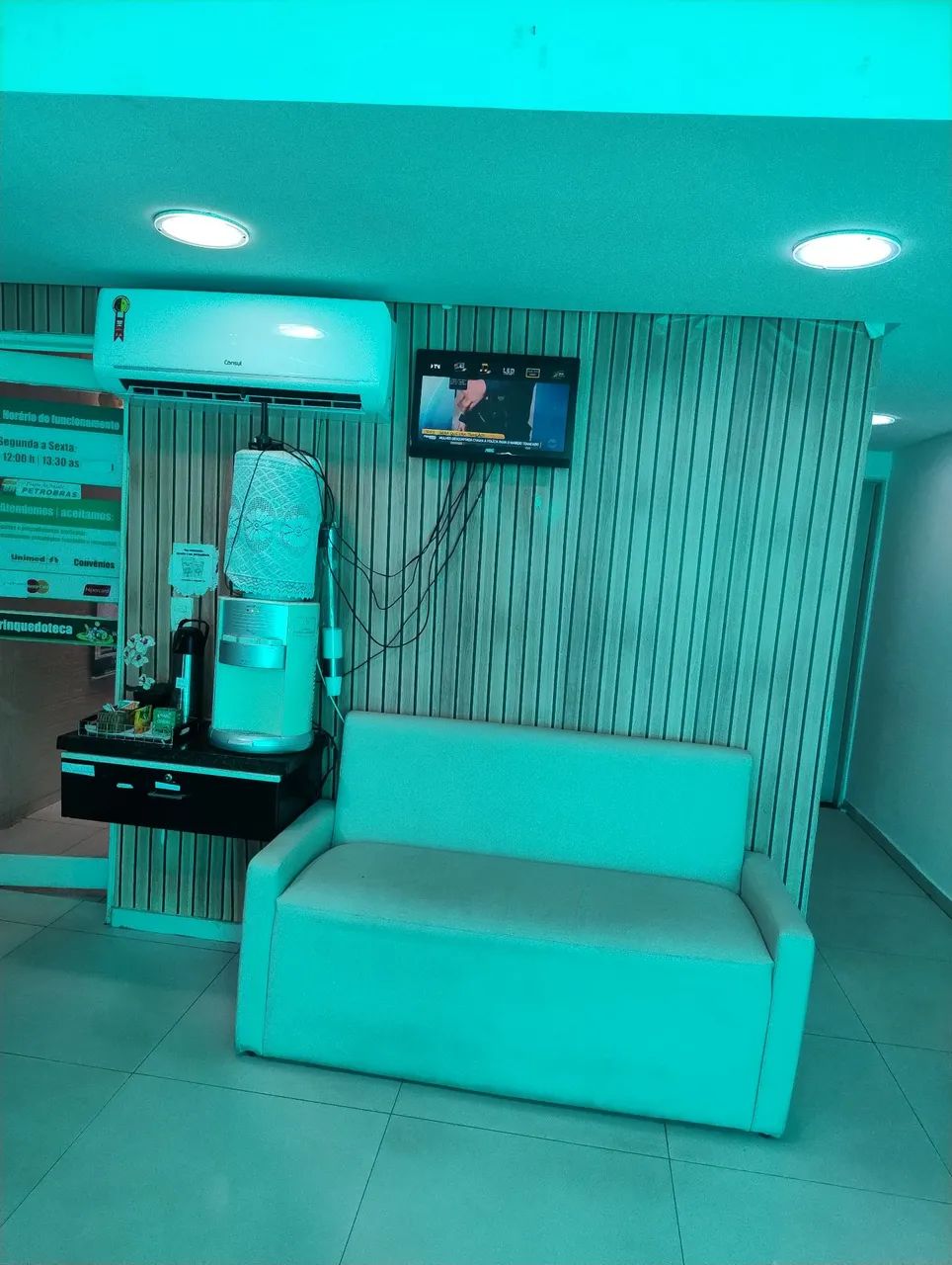 Sofás simples para sala de espera ou recepção  - Foto 3