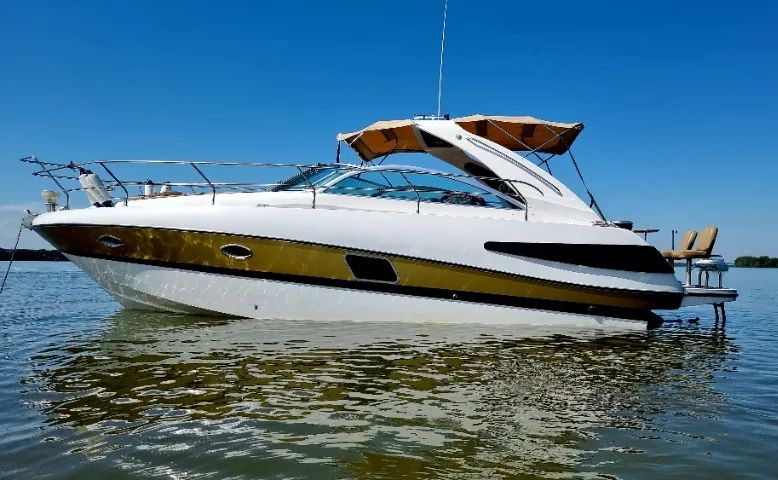 Lancha Maestrale 300 2012 - 2 Mercruiser Diesel 170hp Cada