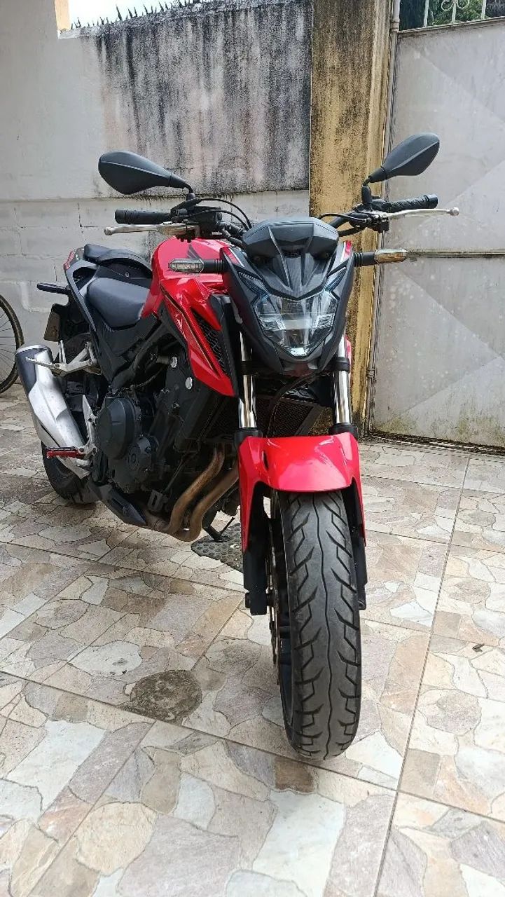 Cb 500  linda e em perfeito estado.