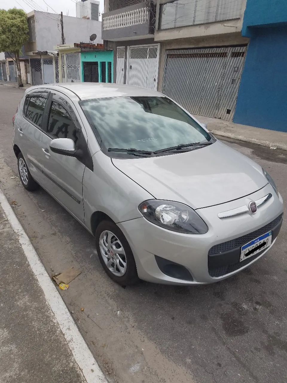Fiat Palio Attractive 1.0 EVO Fire Flex 8V 5P 2017 - Foto 2