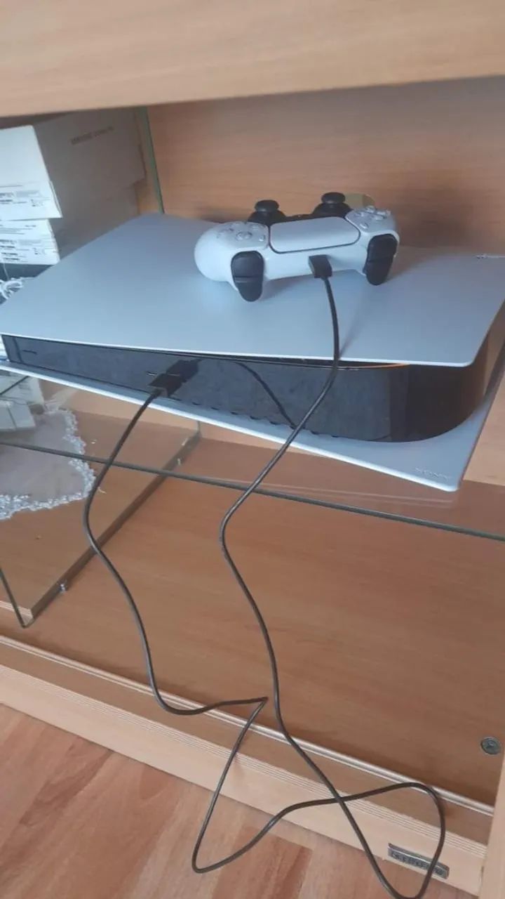 Vendo ps5 R$ 2500
