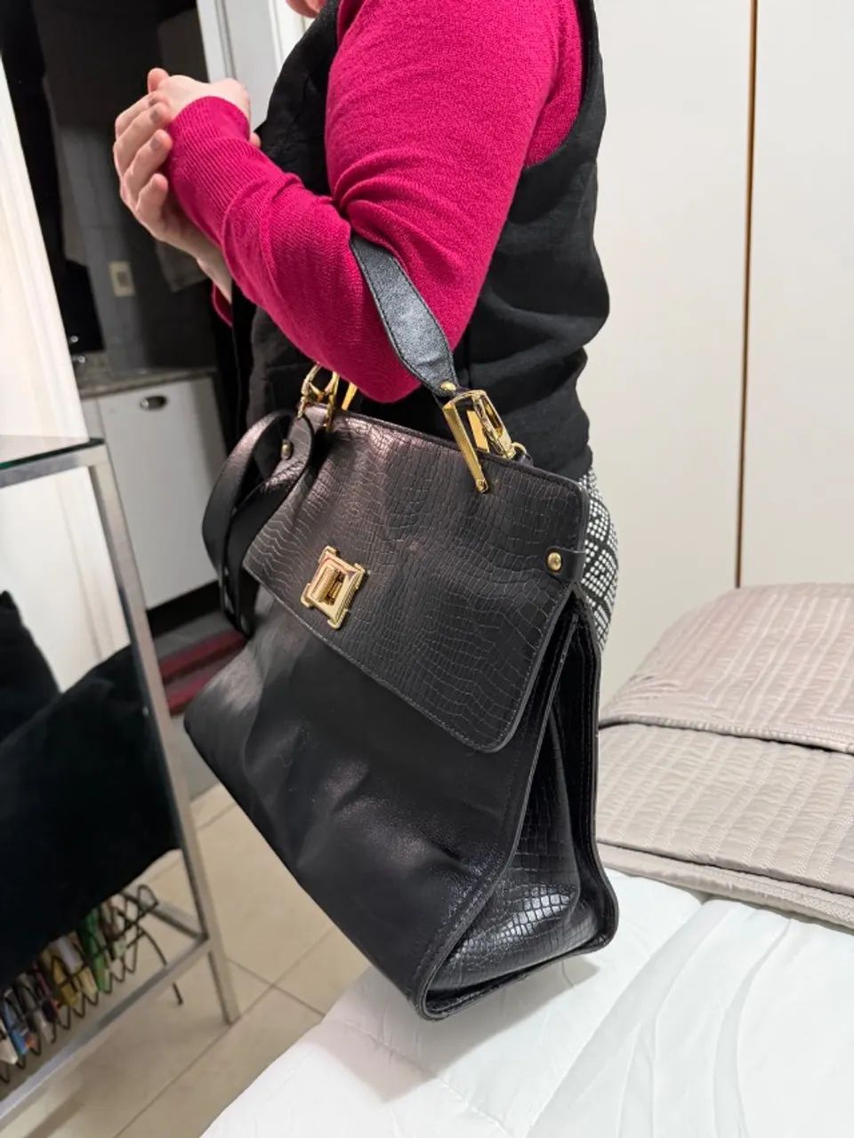Bolsa de couro legítimo Smartbag preta com alça transversal - Foto 5