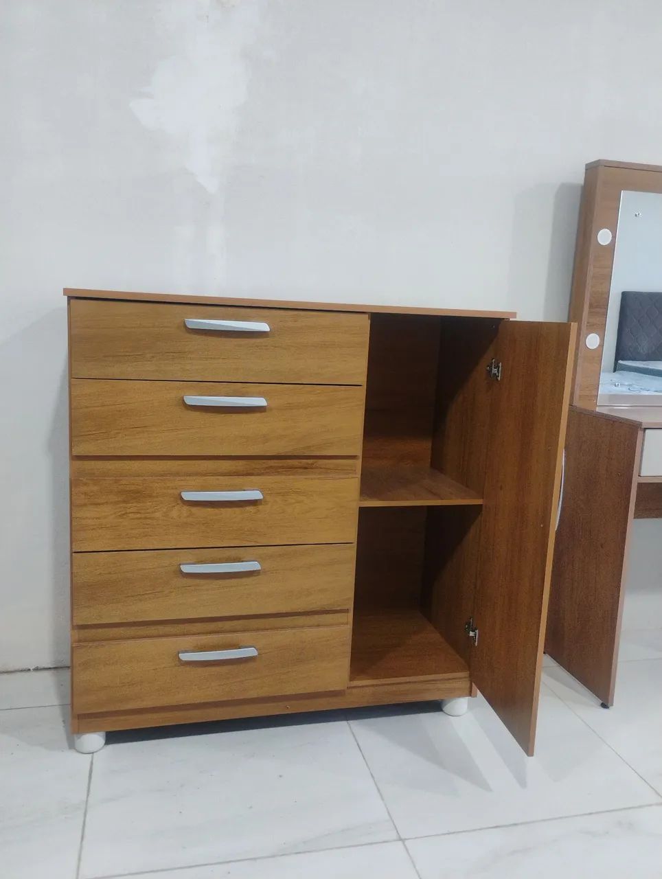 Cômoda Zaqueu 100% Mdf 5 Gav - Foto 2