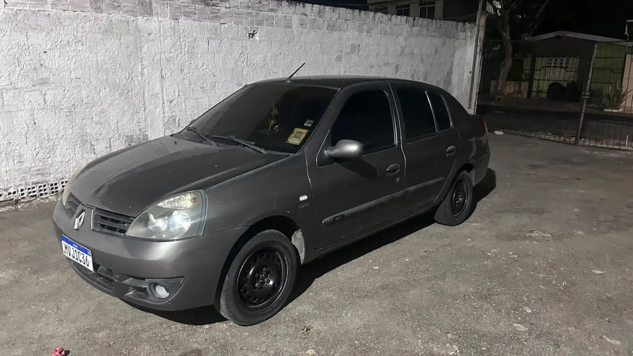 Renault Clio Clio Sed. Expression Hi-Flex 1.0 16V 4p 2006