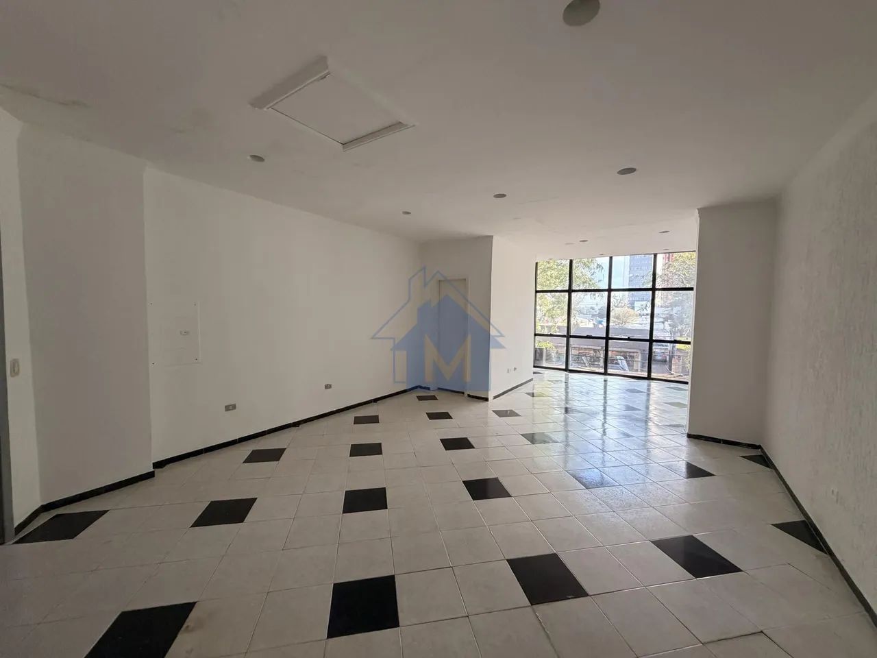 Sala Comercial em Centro Comercial Pietro Angelo. - Foto 2