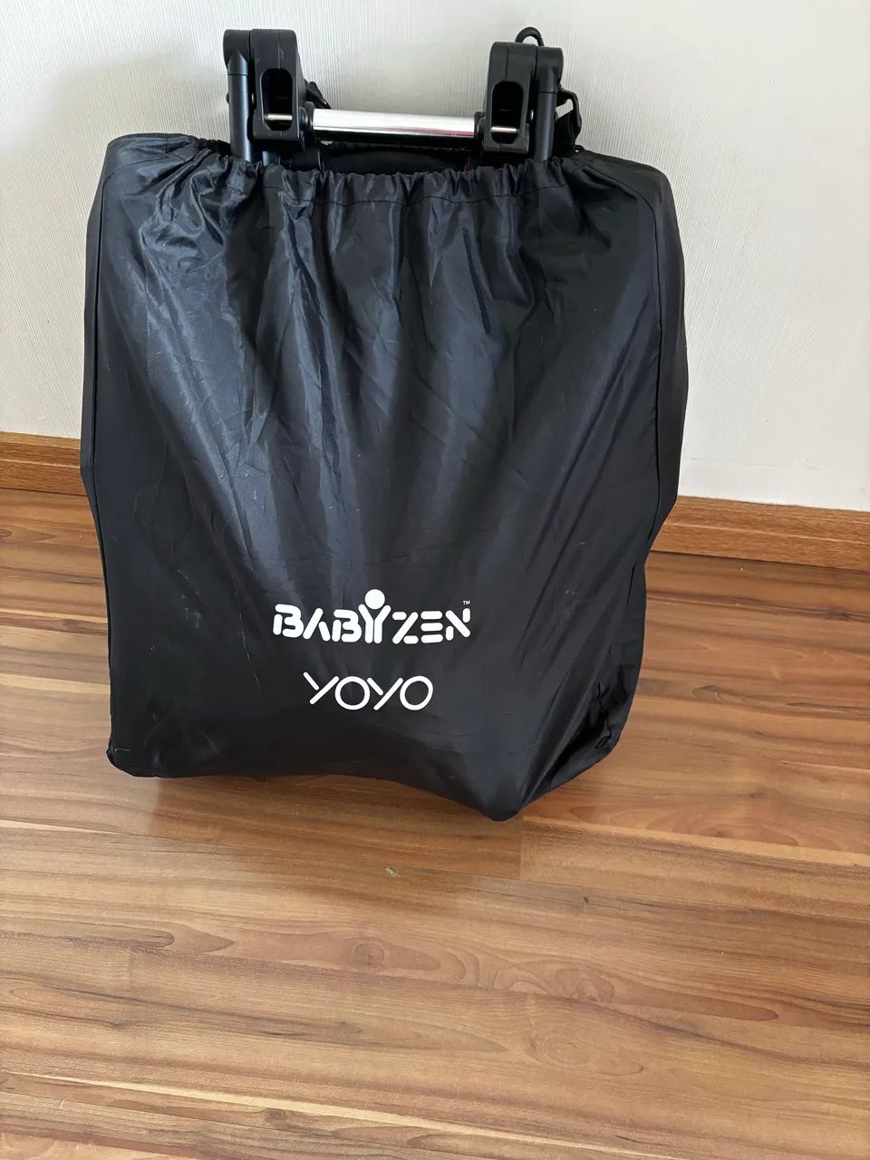 Carrinho de Bebê YOYO à Venda - Ótimo Estado