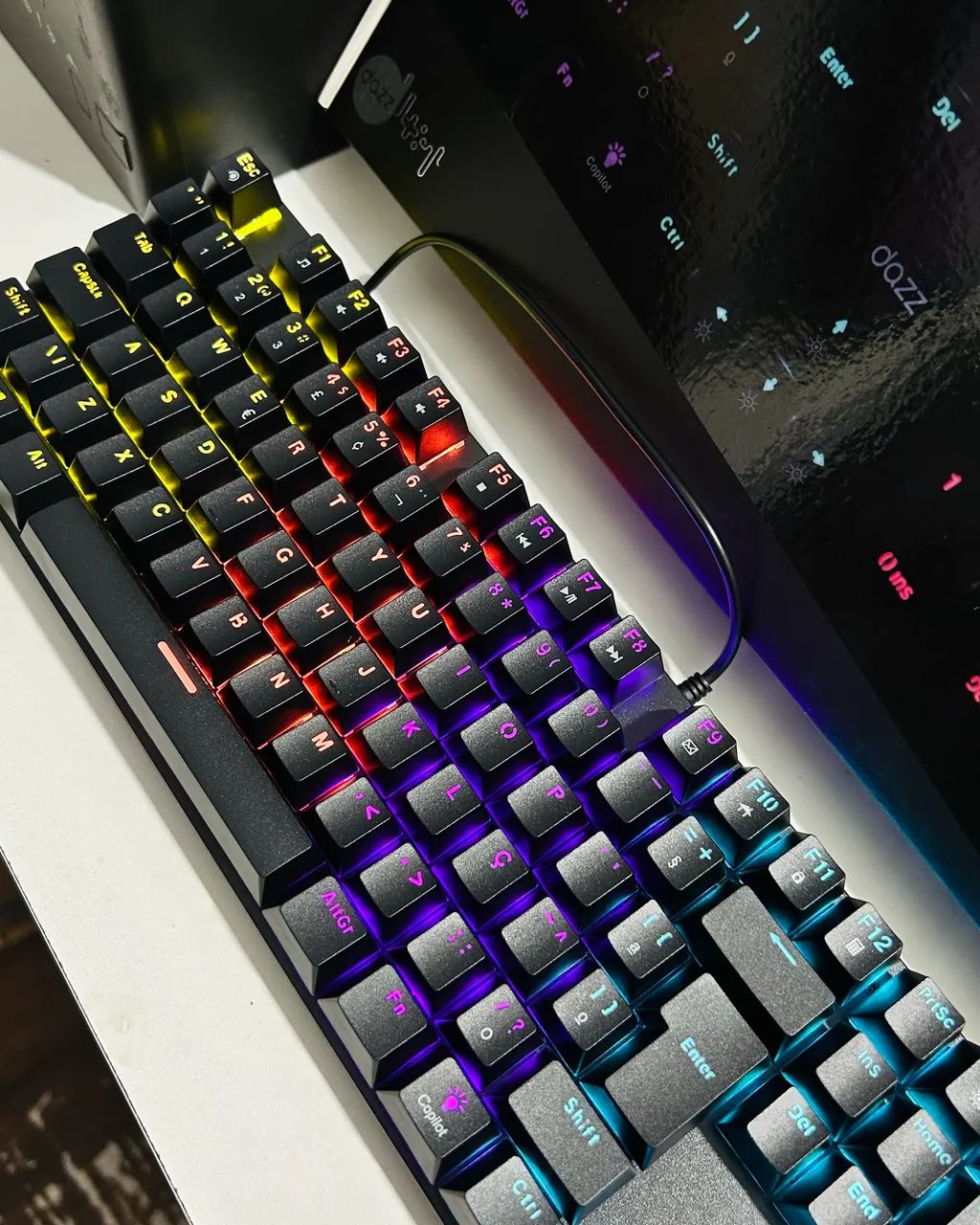 Teclado Gamer Mecânico Orion Essential Dazz ( Promoção ) - Peças