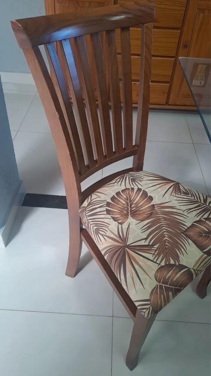 Mesa com 6 cadeiras  - Foto 4