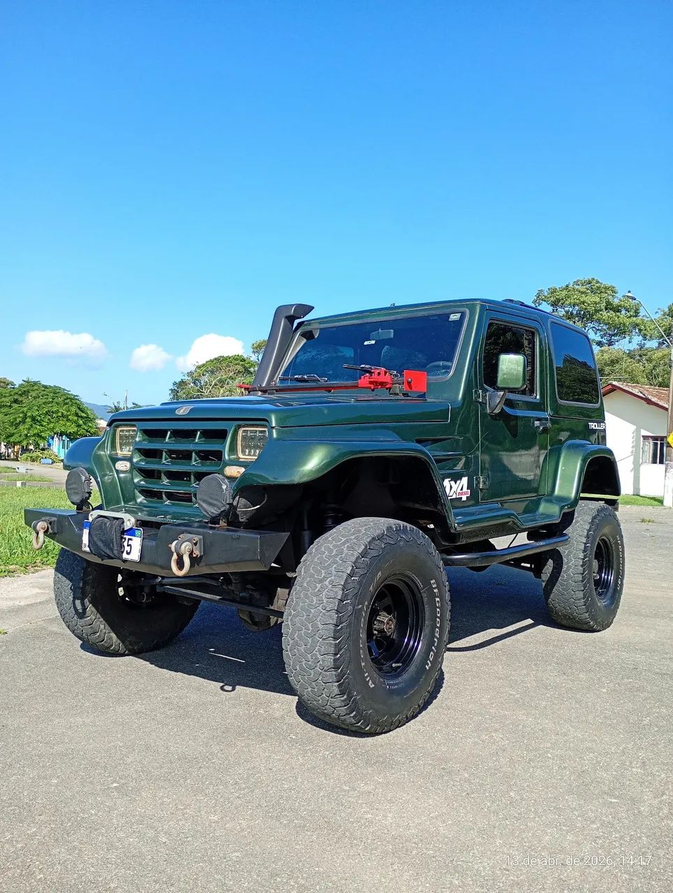 Troller T-4 T-4 4x4 2.8 TB Int. Cap. Rígida Diesel 2003