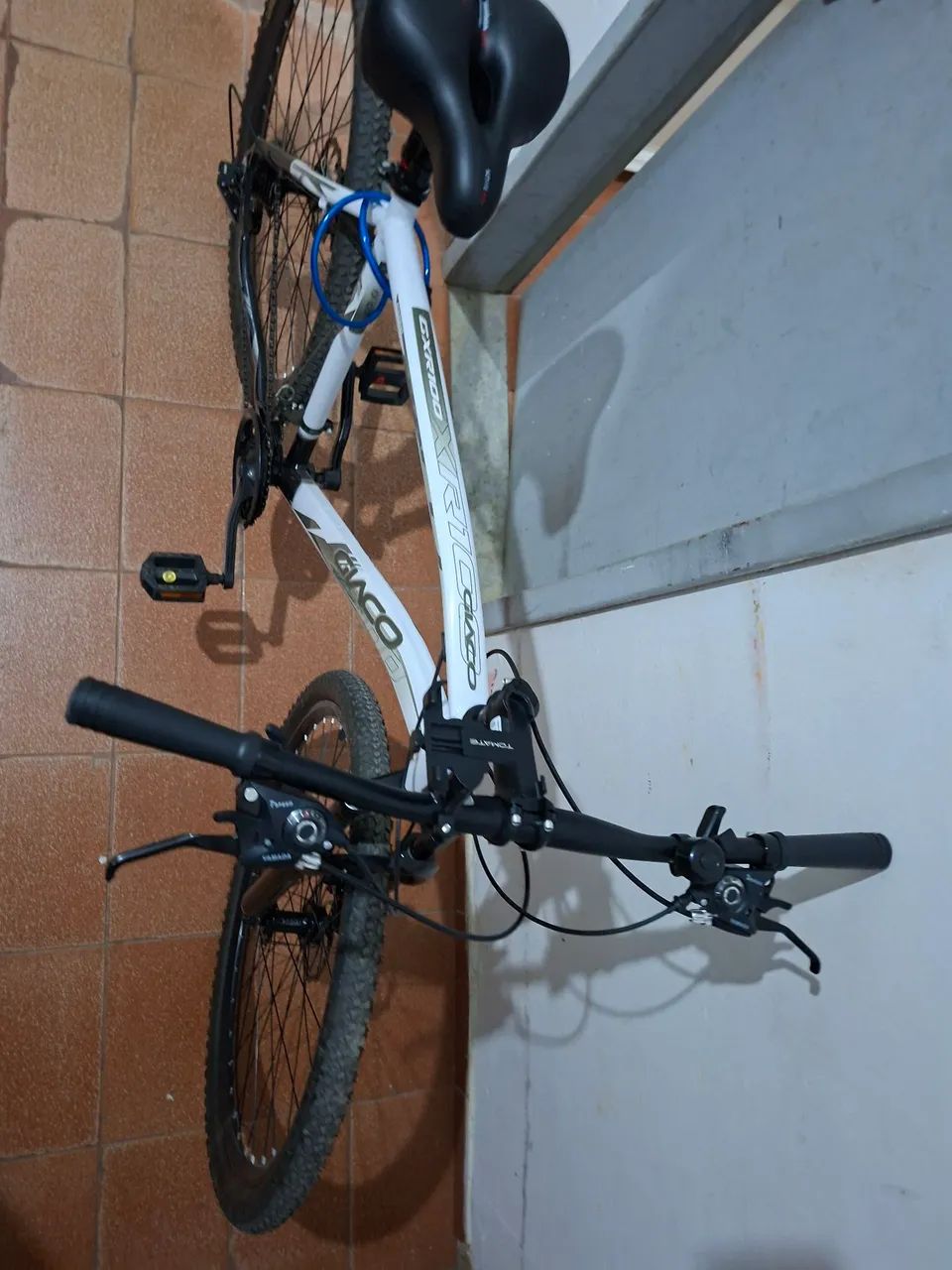 Bicicleta aro 29 Giaco - Foto 2