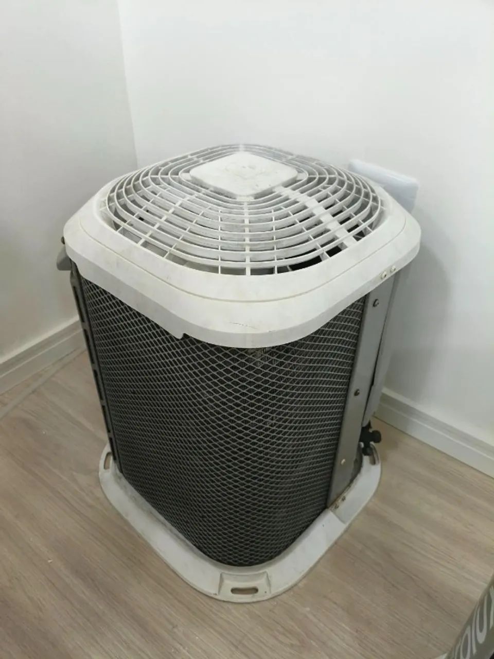 AR CONDICIONADO ELETROLUX - 7000 BTS ECOTURBO - Foto 2
