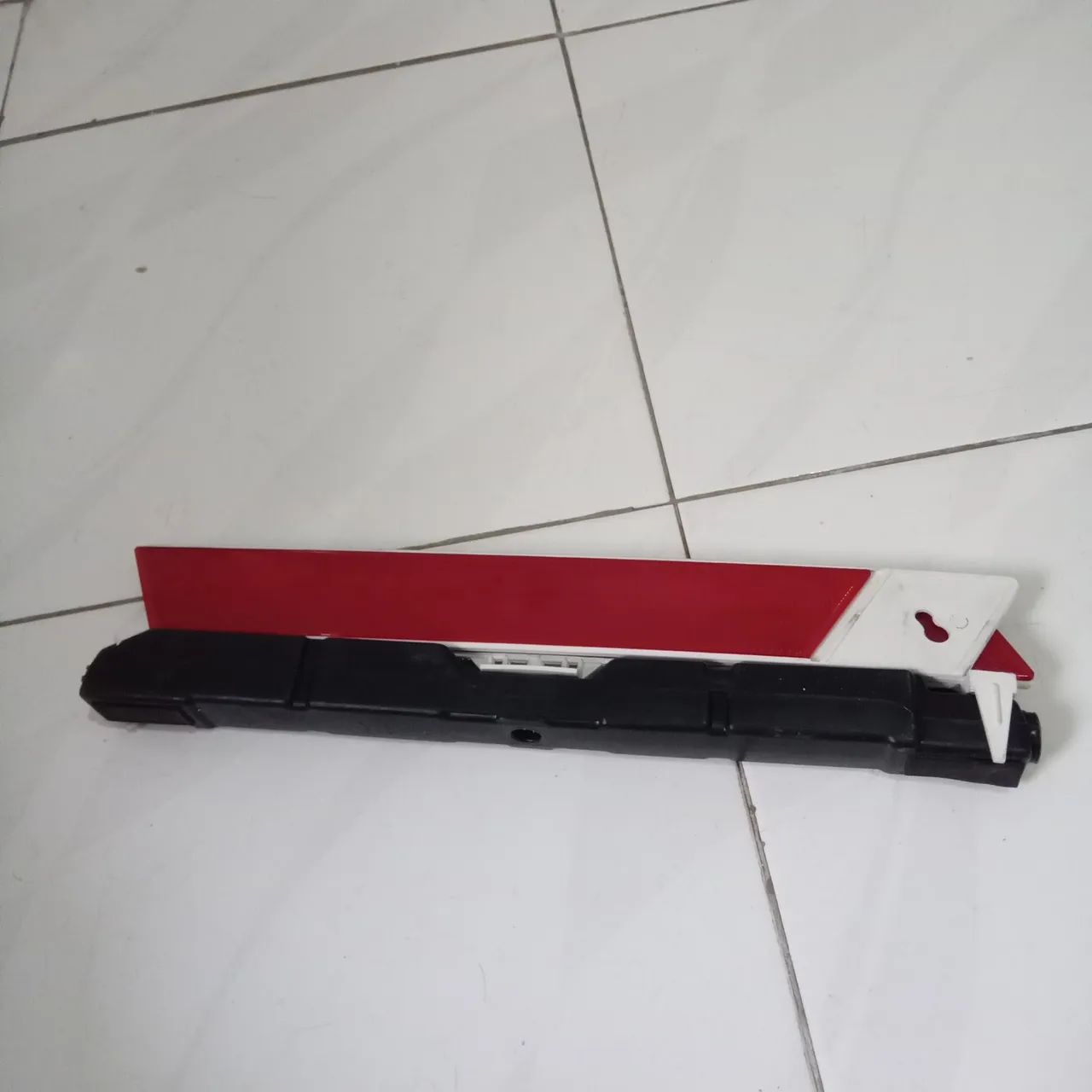Triangulo de sinalização para carro - Foto 2