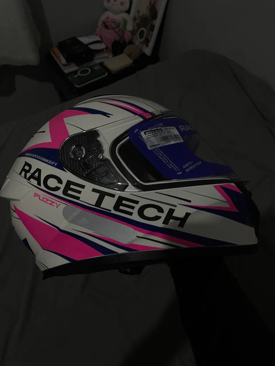 Capacete Race Tech Hit Fuzzy - Branco e Rosa  - Foto 3