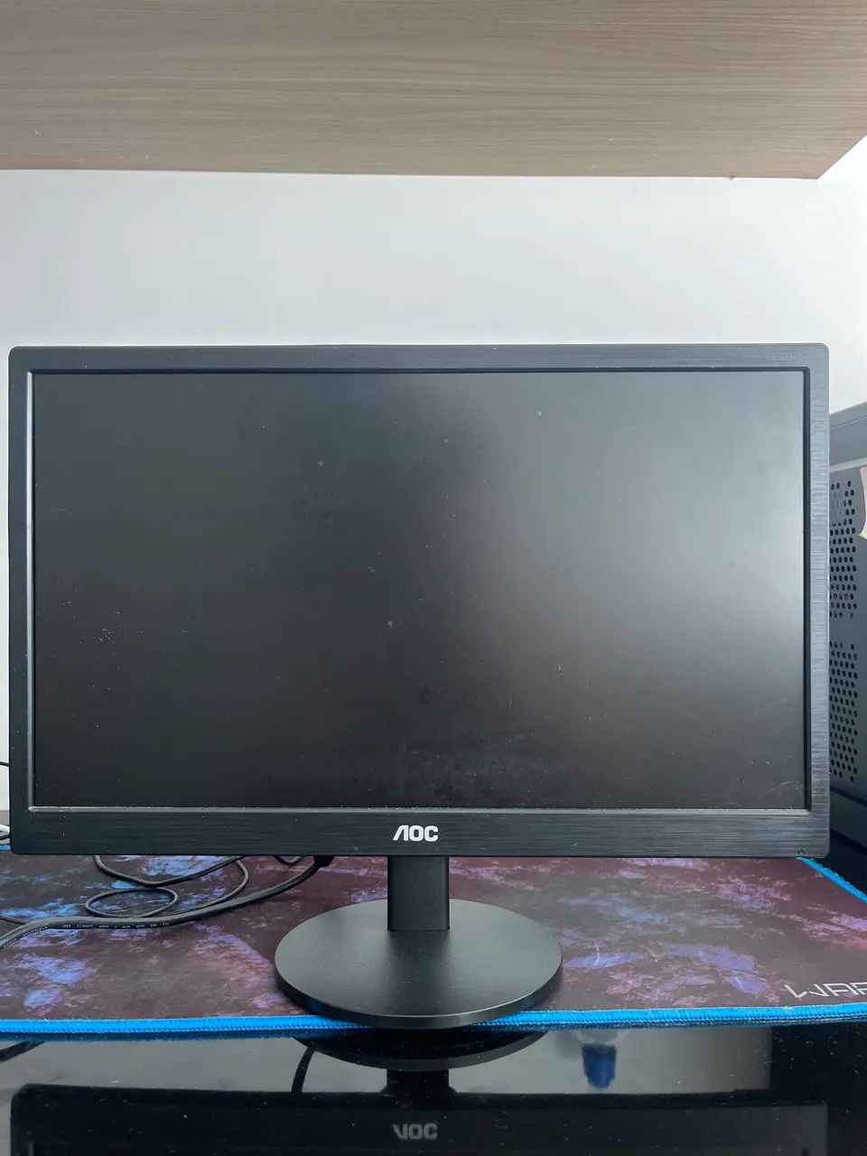 Computador e monitor 