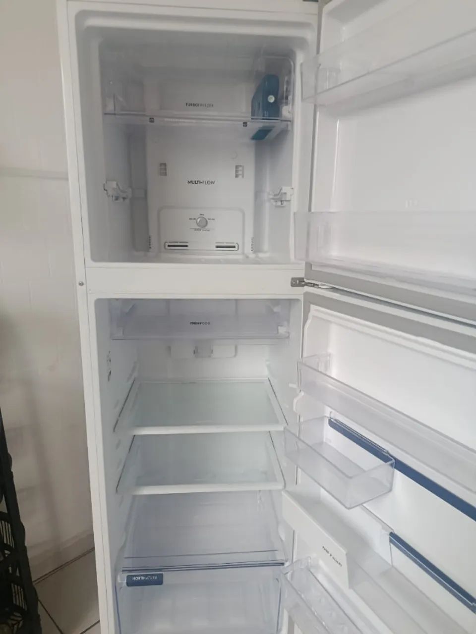 GELADEIRA ELECTROLUX 410 LITROS
