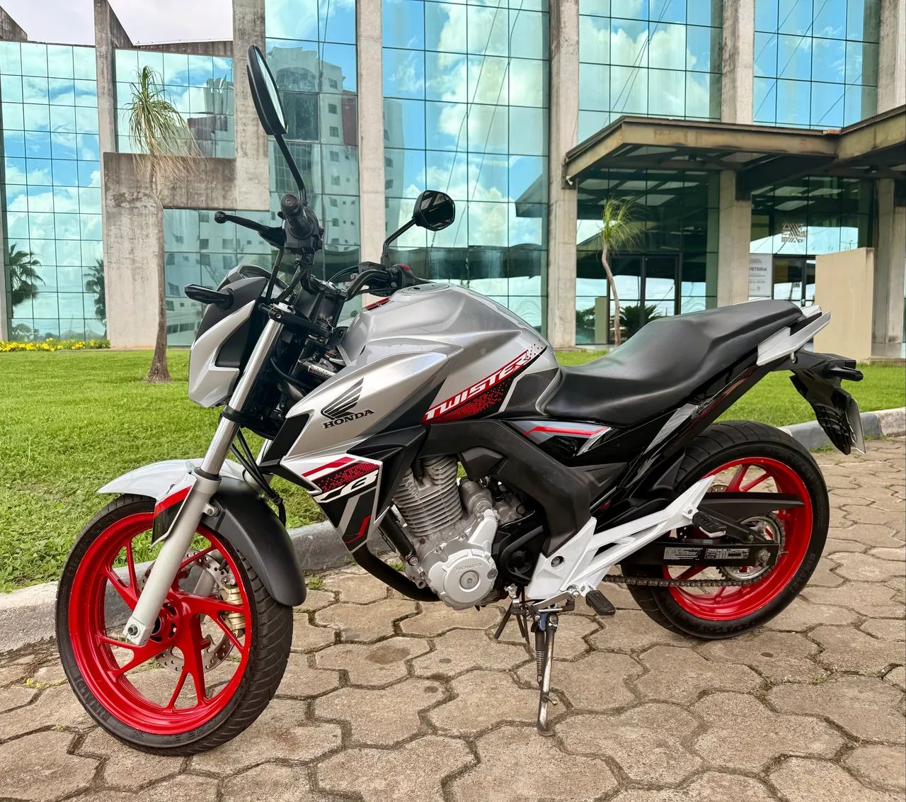 CB250F  twister cbs 2021 - Foto 2