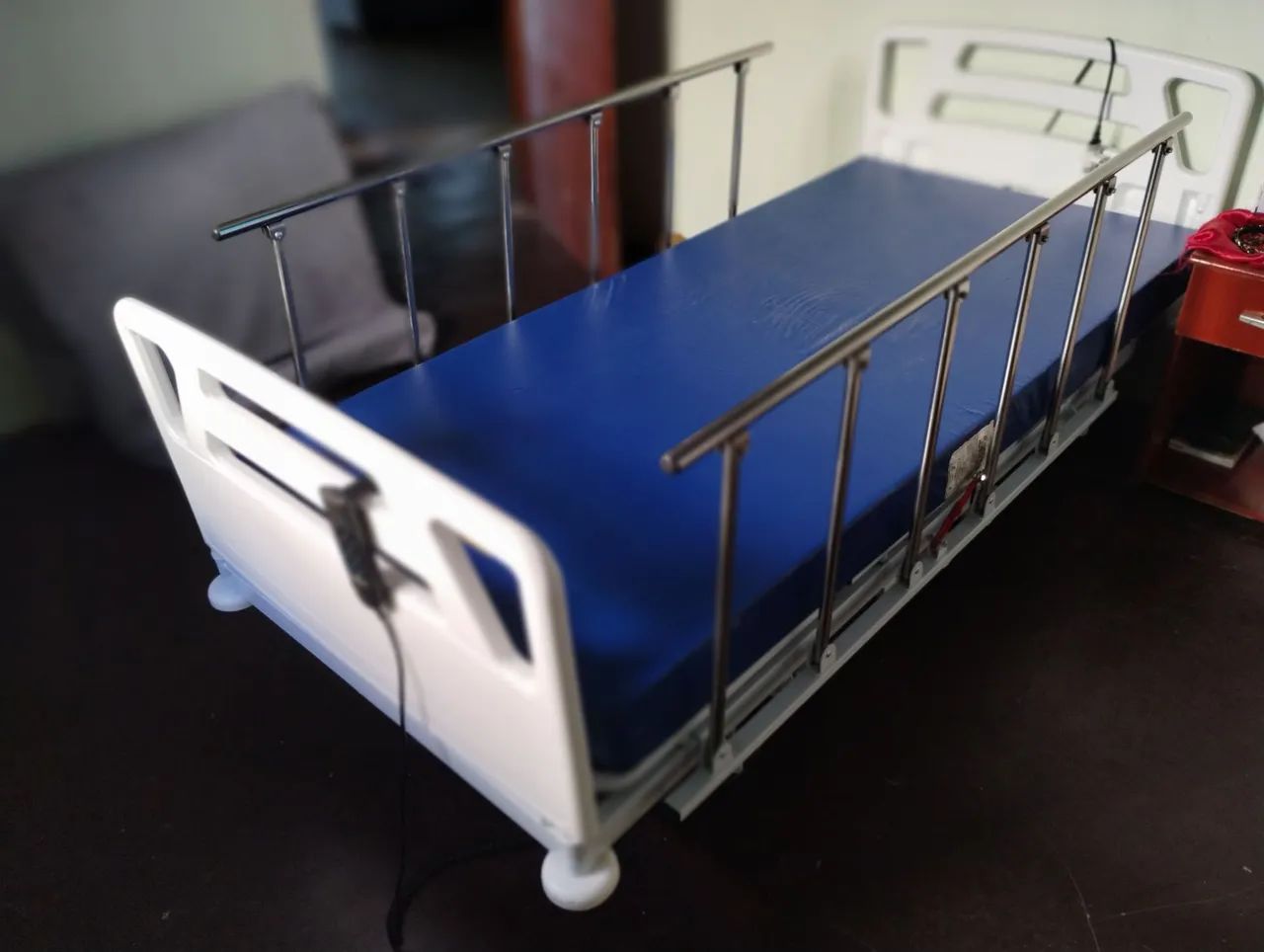 Cama hospitalar semi nova - Foto 3
