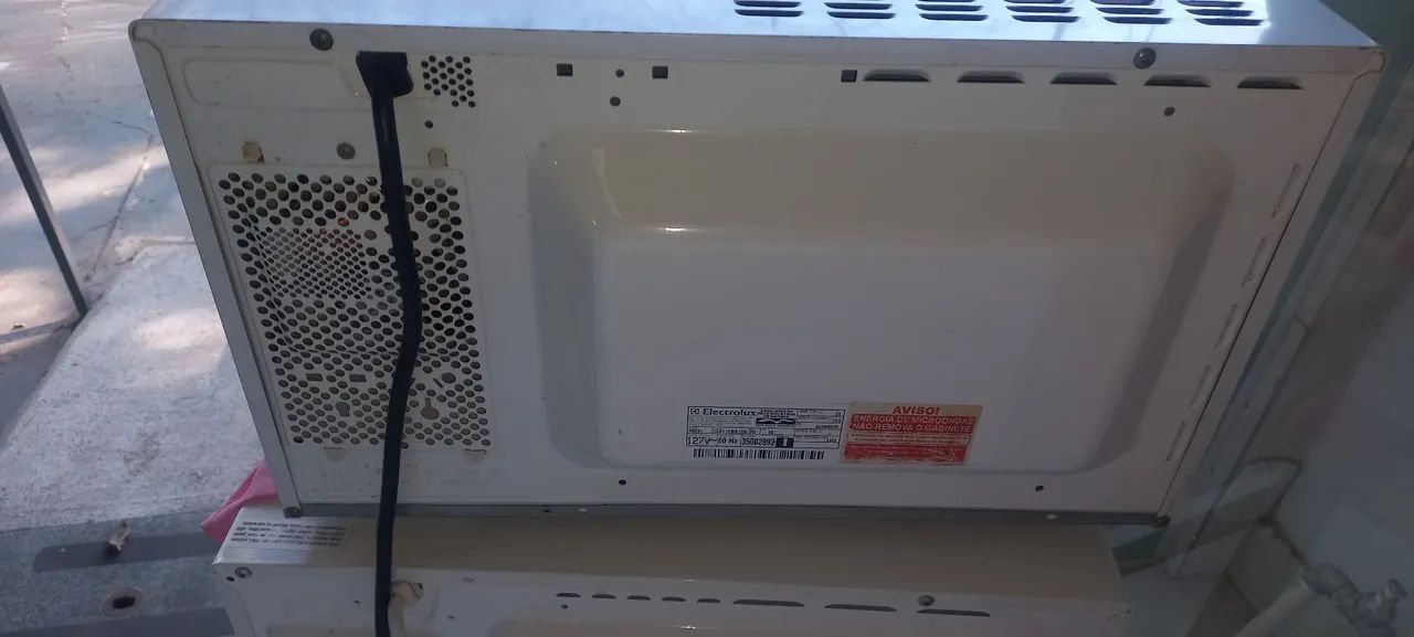 Microondas Eletrolux 31 L  MEF 41 - Foto 3