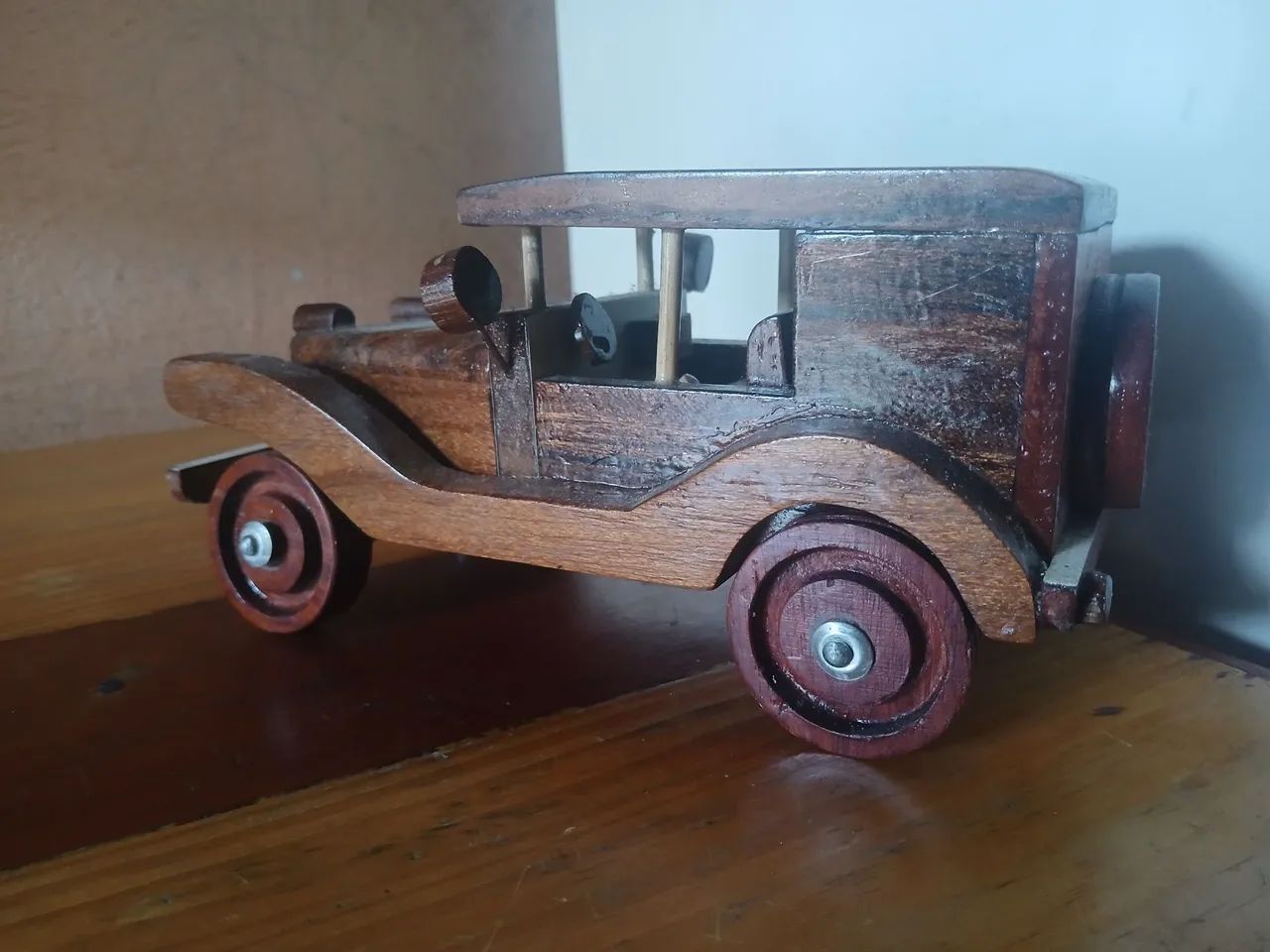 Carro de madeira artesanal - Foto 3
