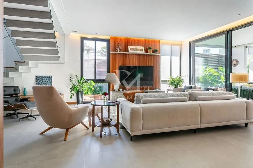 Casa mobiliada com 4 suítes e piscina em Jurerê, Florianópolis - Foto 4