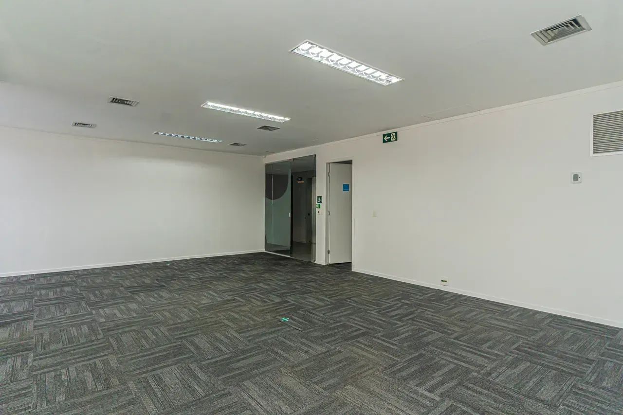Centro comercial para aluguel e venda com 131 metros quadrados com 5 quartos - Foto 3